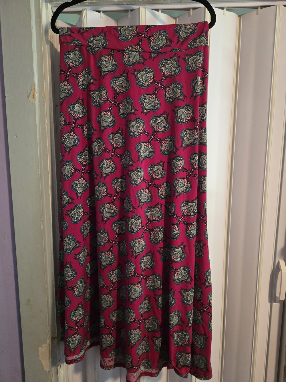 LuLaRoe Fuchsia Paisley Print Maxi Skirt